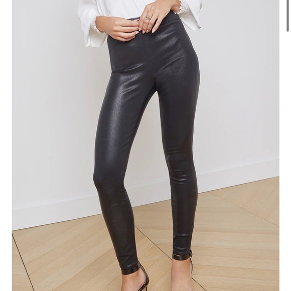 L'AGENCE Rochelle Coated Jean Size: X-Small COLOR: BLACK COATED SUPER STRETCH - Picture 1 of 10